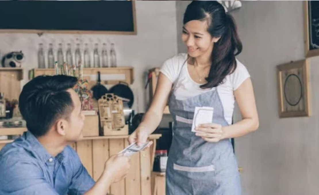 Intuit Quickbooks ChatGPT ad — Cheapest Credit Card Processing for Business