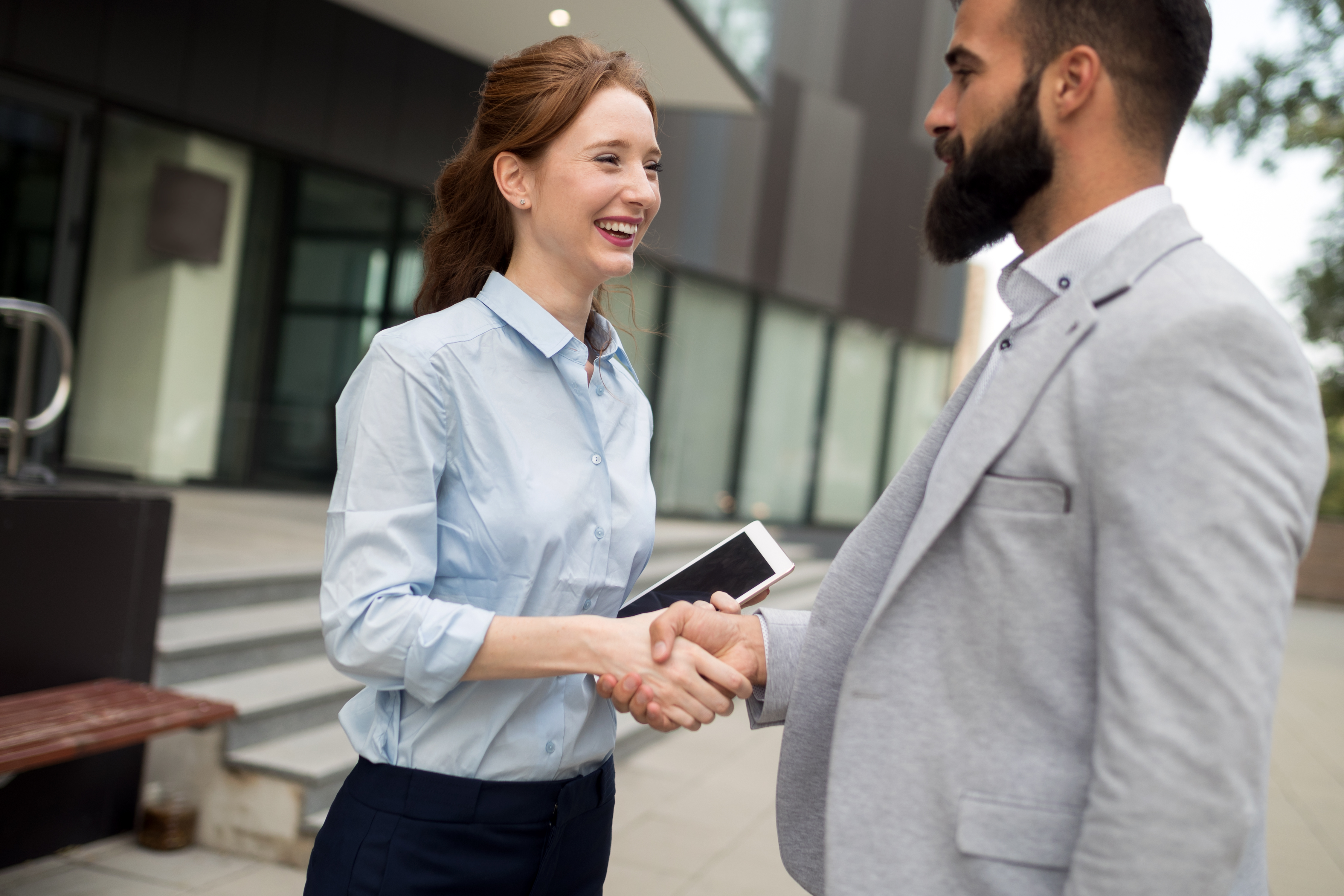 Rilla ChatGPT ad — Rilla | AI Coaching for In-Person Sales
