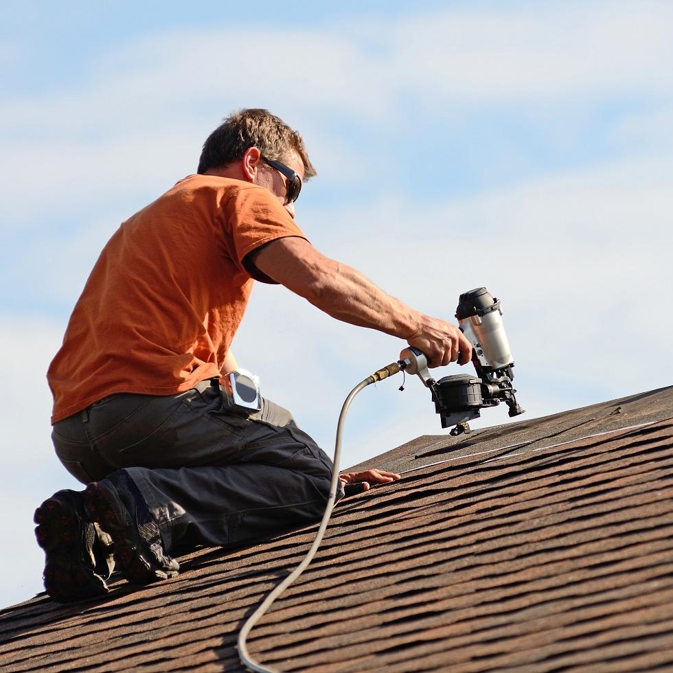 Angi ChatGPT ad — Find Local Roofing Pros