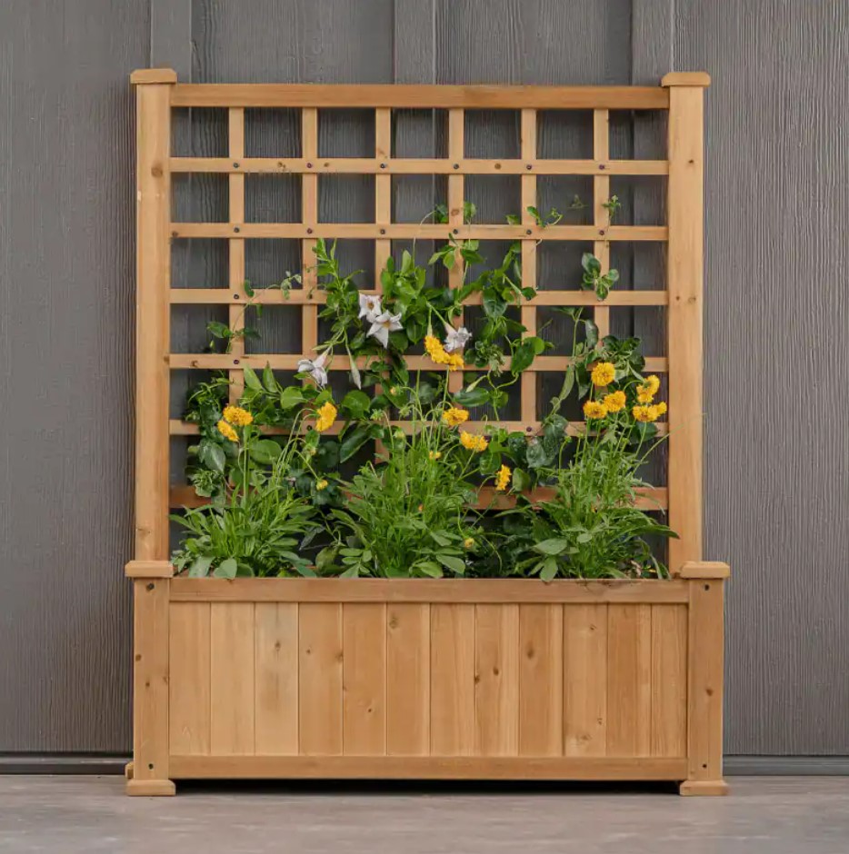 Lowe's ChatGPT ad — Raised Garden Bed Ideas
