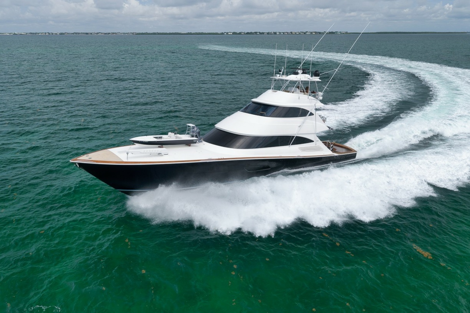 SI Yachts ChatGPT ad — 2018 Viking 92 Sky Bridge Yacht For Sale