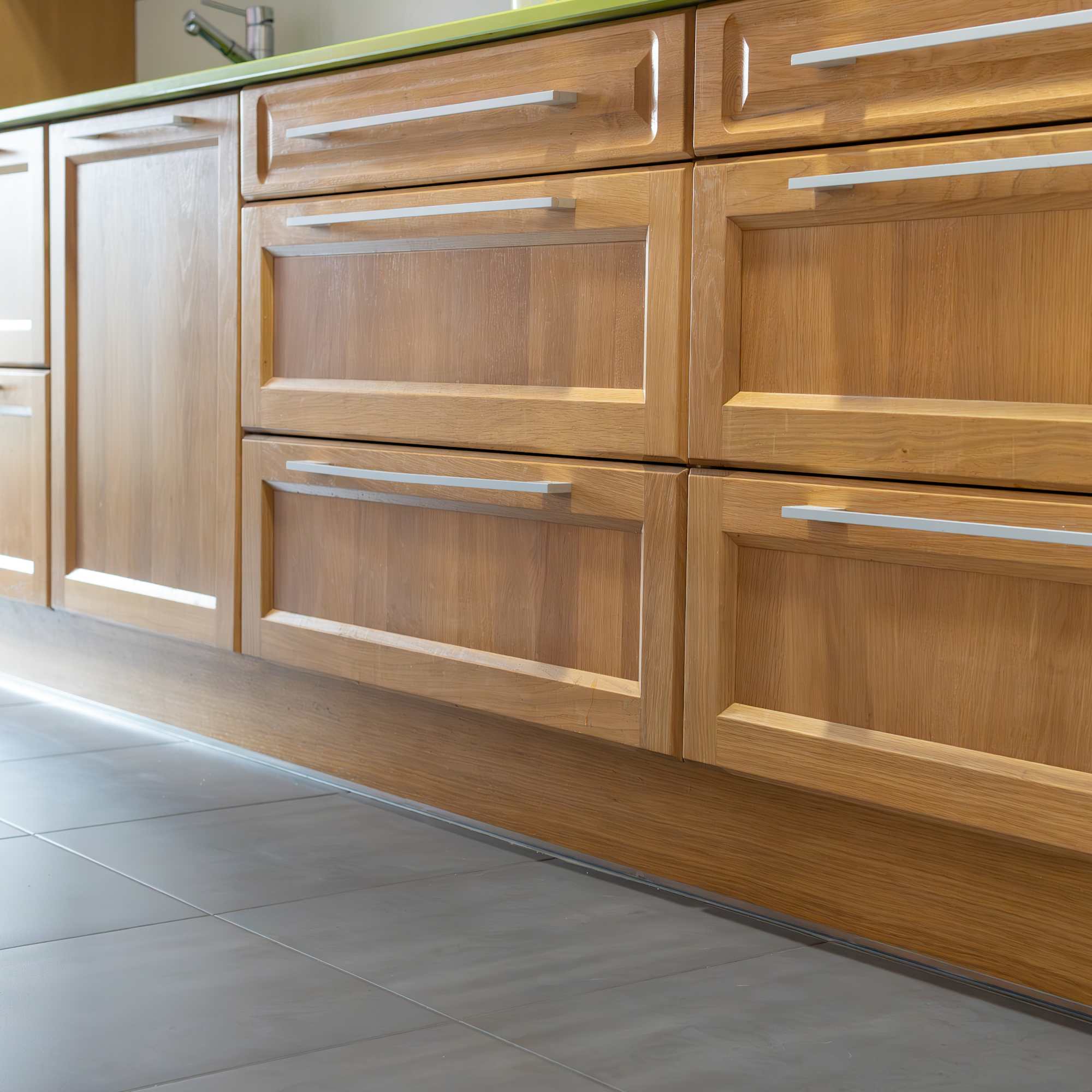 Angi ChatGPT ad — Cabinet Refinishing? Hire a Pro