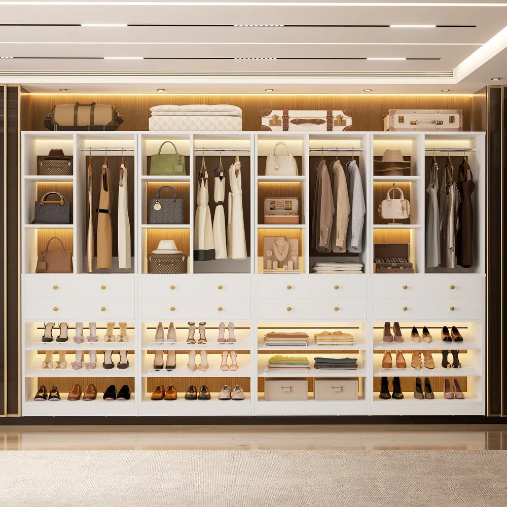 Bed Bath &amp; Beyond ChatGPT ad — Transform Your Closets