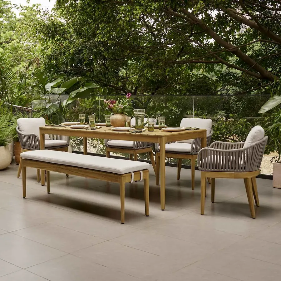 Castlery ChatGPT ad — Isla Outdoor Dining Set for 4-6
