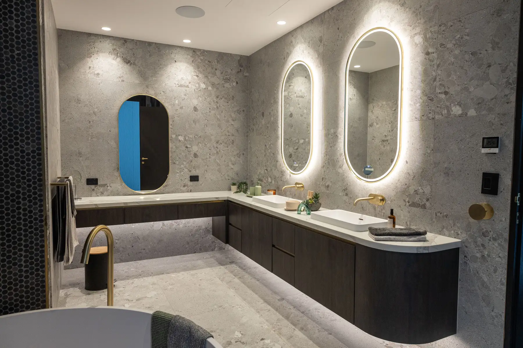 Oxford Bathrooms ChatGPT ad — Bathroom Reno Northern Beaches & Hills District