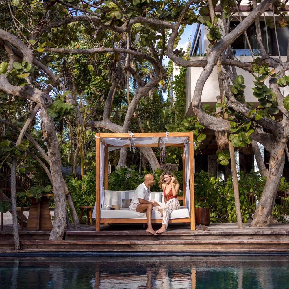 Hyatt ChatGPT ad — Secrets Resorts &amp; Spas