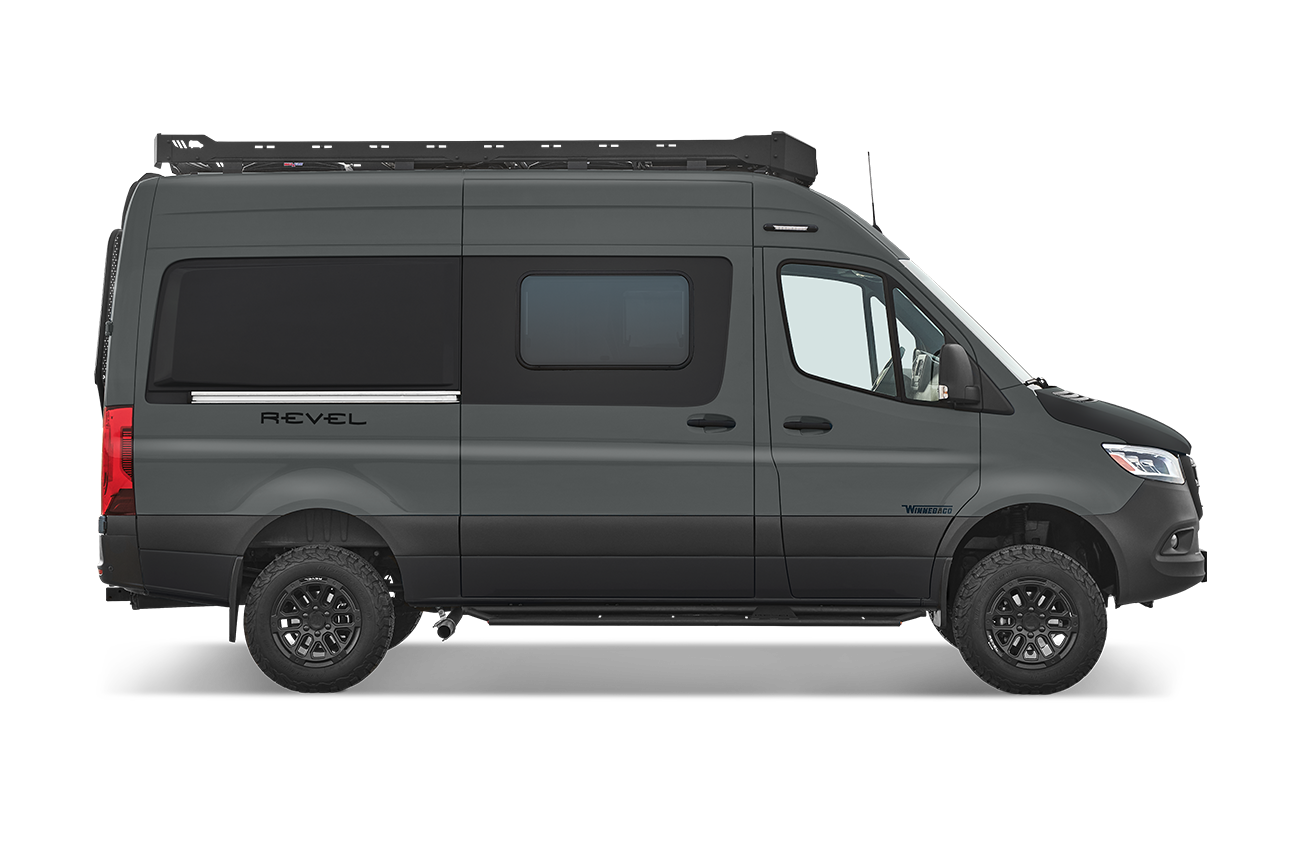 Colonial Airstream &amp; RV ChatGPT ad — Shop New Winnebago RVs