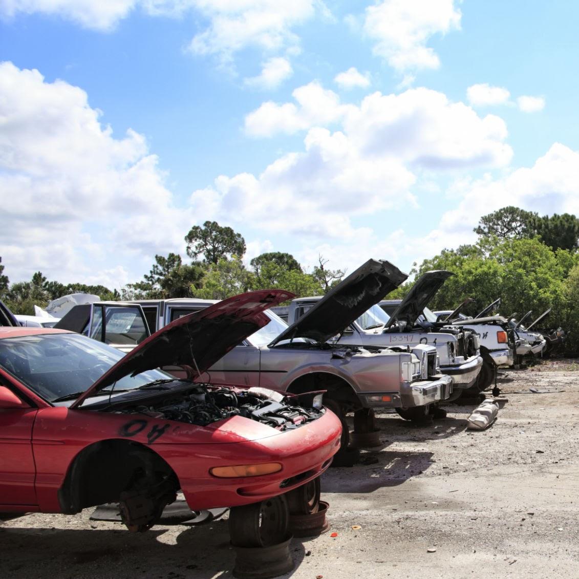Top10.com ChatGPT ad — Junk Cars For Cash Near Me