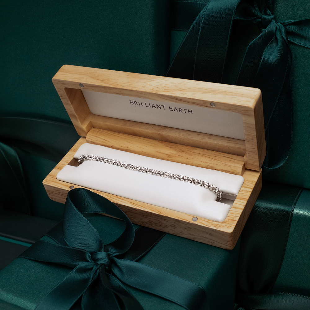 Brilliant Earth ChatGPT ad — 25th Anniversary Gifts