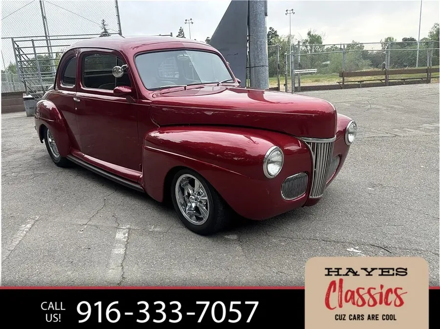 iSeeCars ChatGPT ad — 1941 Ford