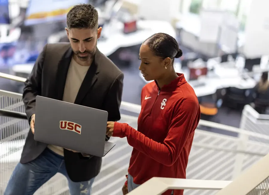 University of Southern California ChatGPT ad — Online Master of Science in Digital Media Manag...