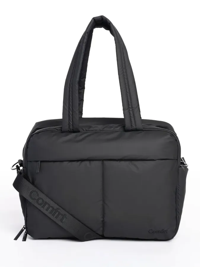 Comfrt ChatGPT ad — Comfrt Weekender Bag