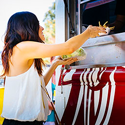Roaming Hunger ChatGPT ad — Work With a Catering Agent