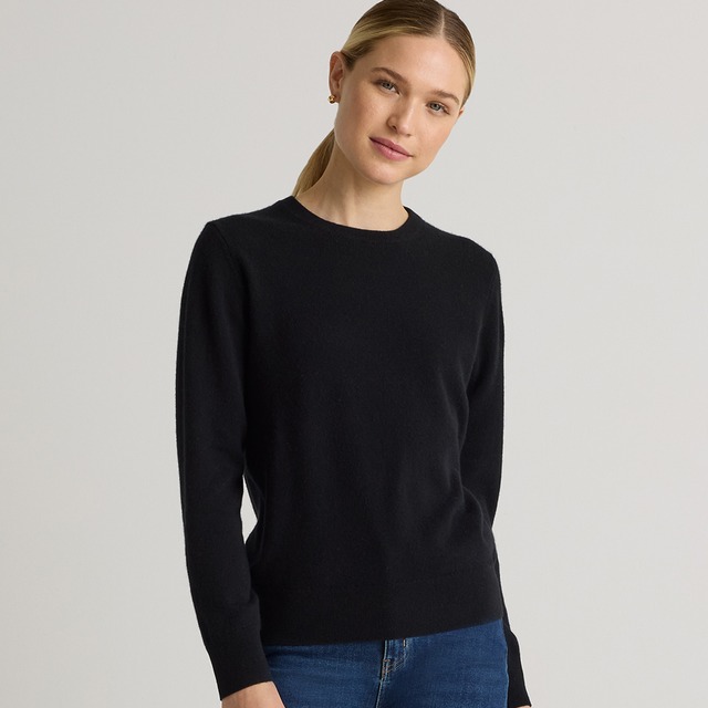 Quince ChatGPT ad — Need a capsule wardrobe?