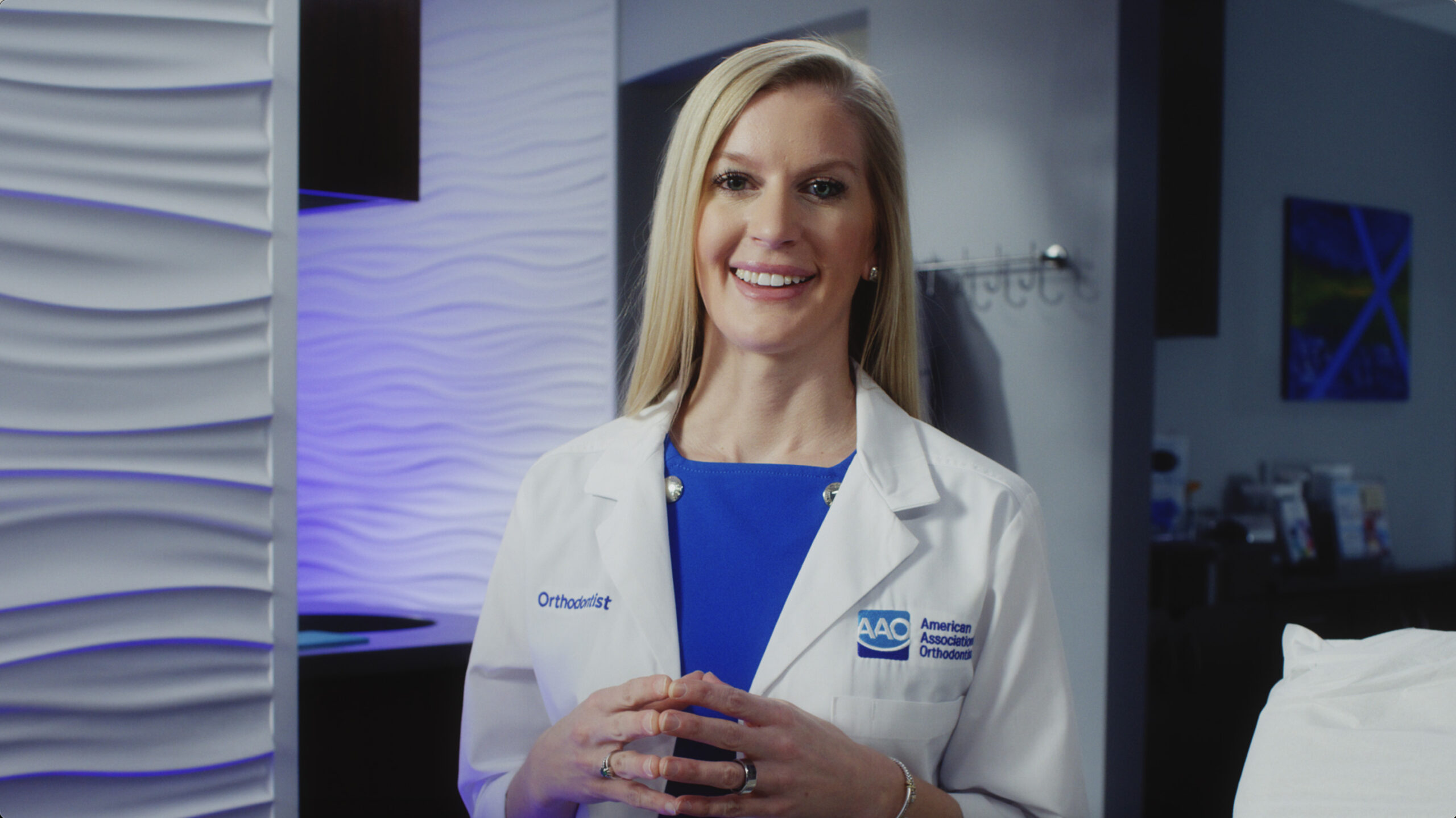 American Association of Orthodontists ChatGPT ad — Straighter Teeth as an Adult