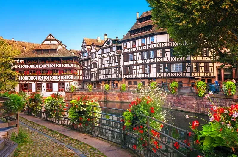 Gate 1 Travel ChatGPT ad — View Rhine Cruise