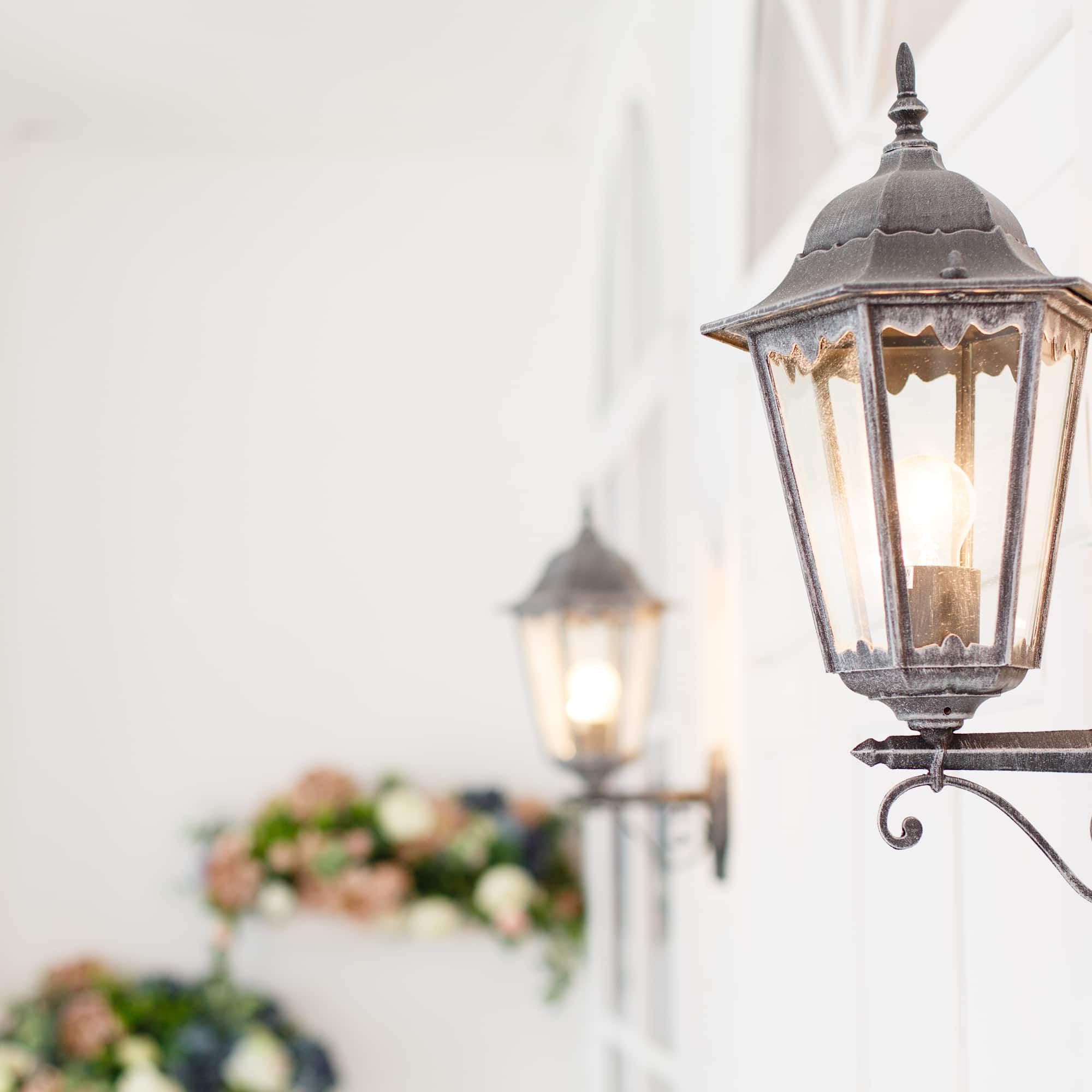 Angi ChatGPT ad — Light Fixture Install Pros