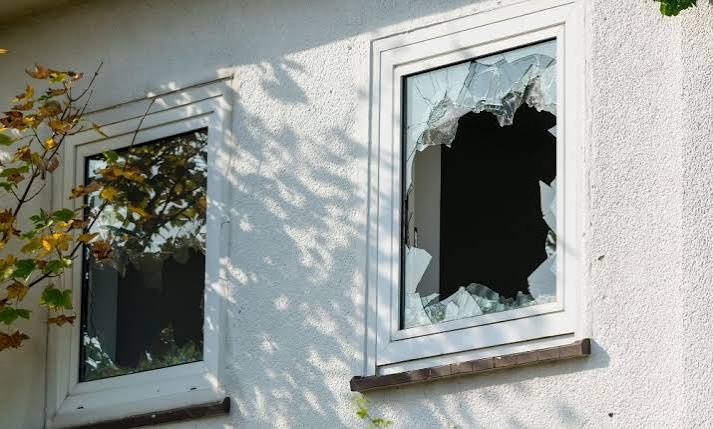 Caplan Bros., Inc. ChatGPT ad — Window Repair - Caplan Glass Est. 1920