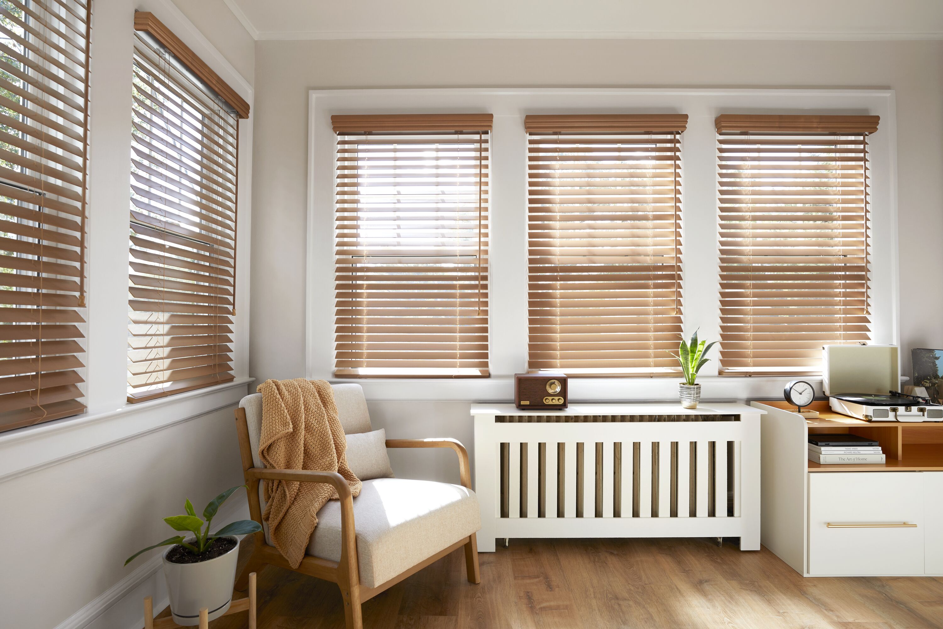 Blinds To Go, Inc. ChatGPT ad — 100+ Blinds Showrooms. Free Consultation