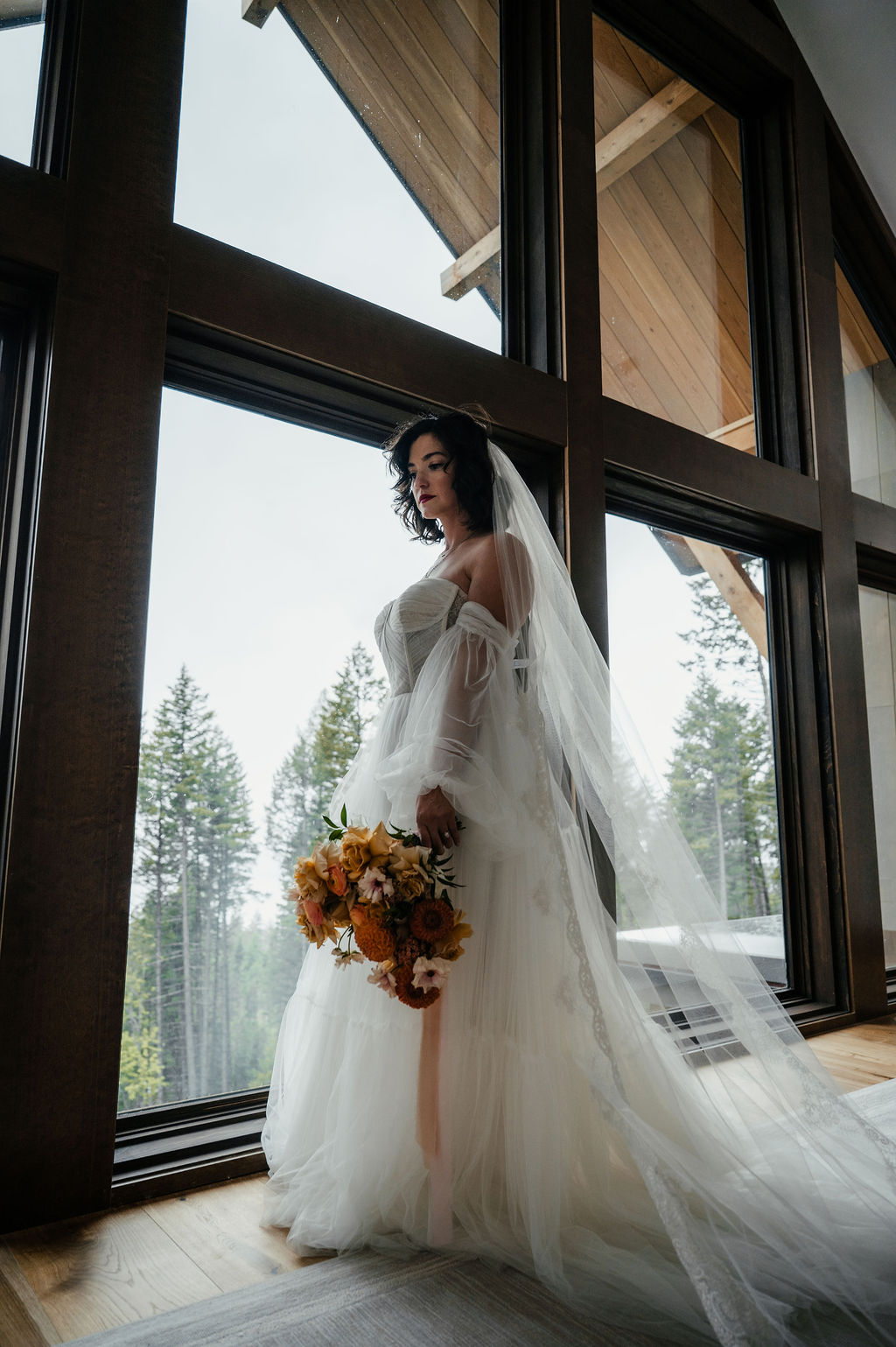 Montana Luxury Escapes, LLC ChatGPT ad — Get Married & Stay in a Private Estate
