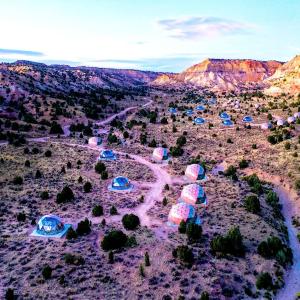Booking.com ChatGPT ad — Clear Sky Resort Bryce Canyon Stargazing