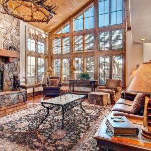 Booking.com ChatGPT ad — Colorado Rentals Homes