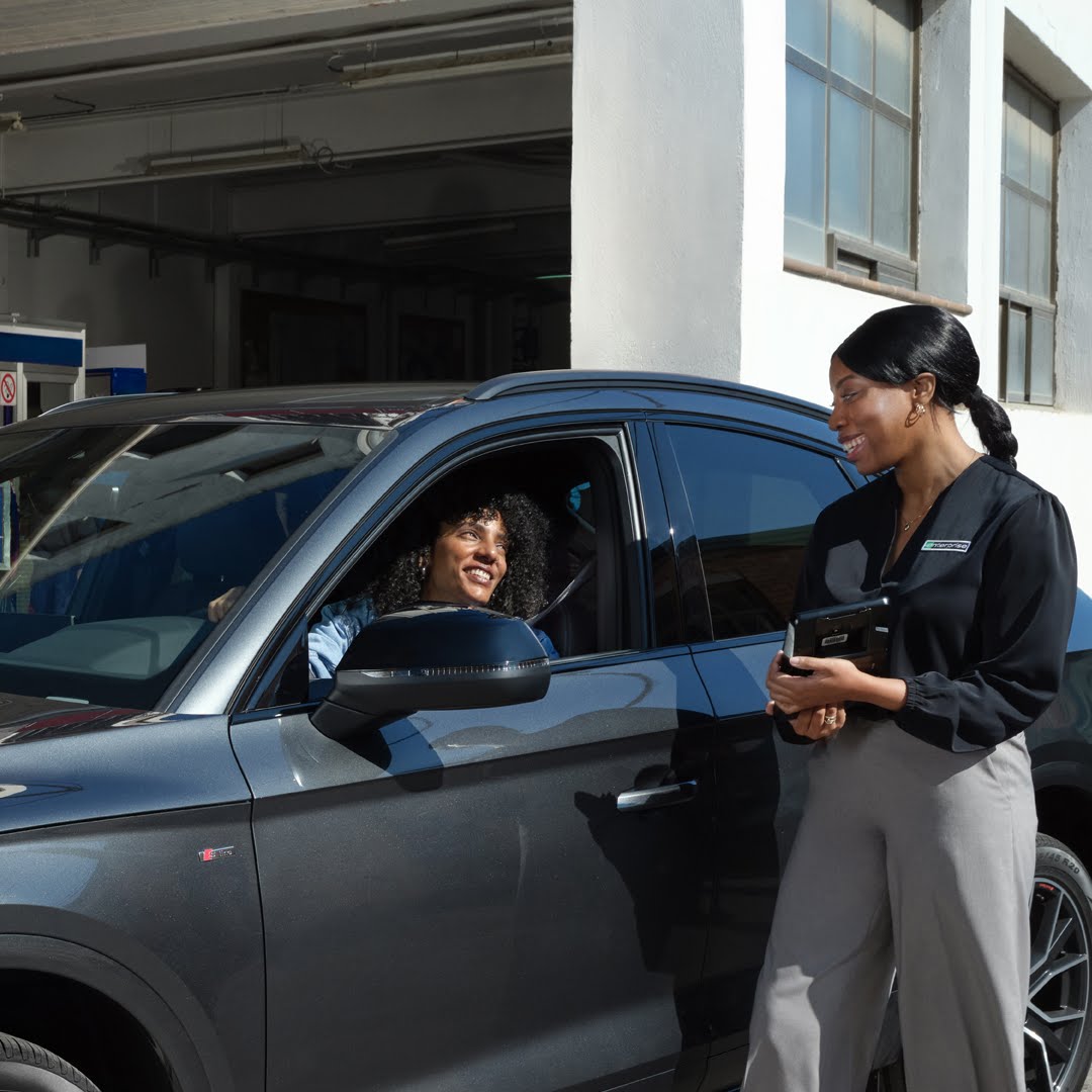 Enterprise ChatGPT ad — Car Rental Deals