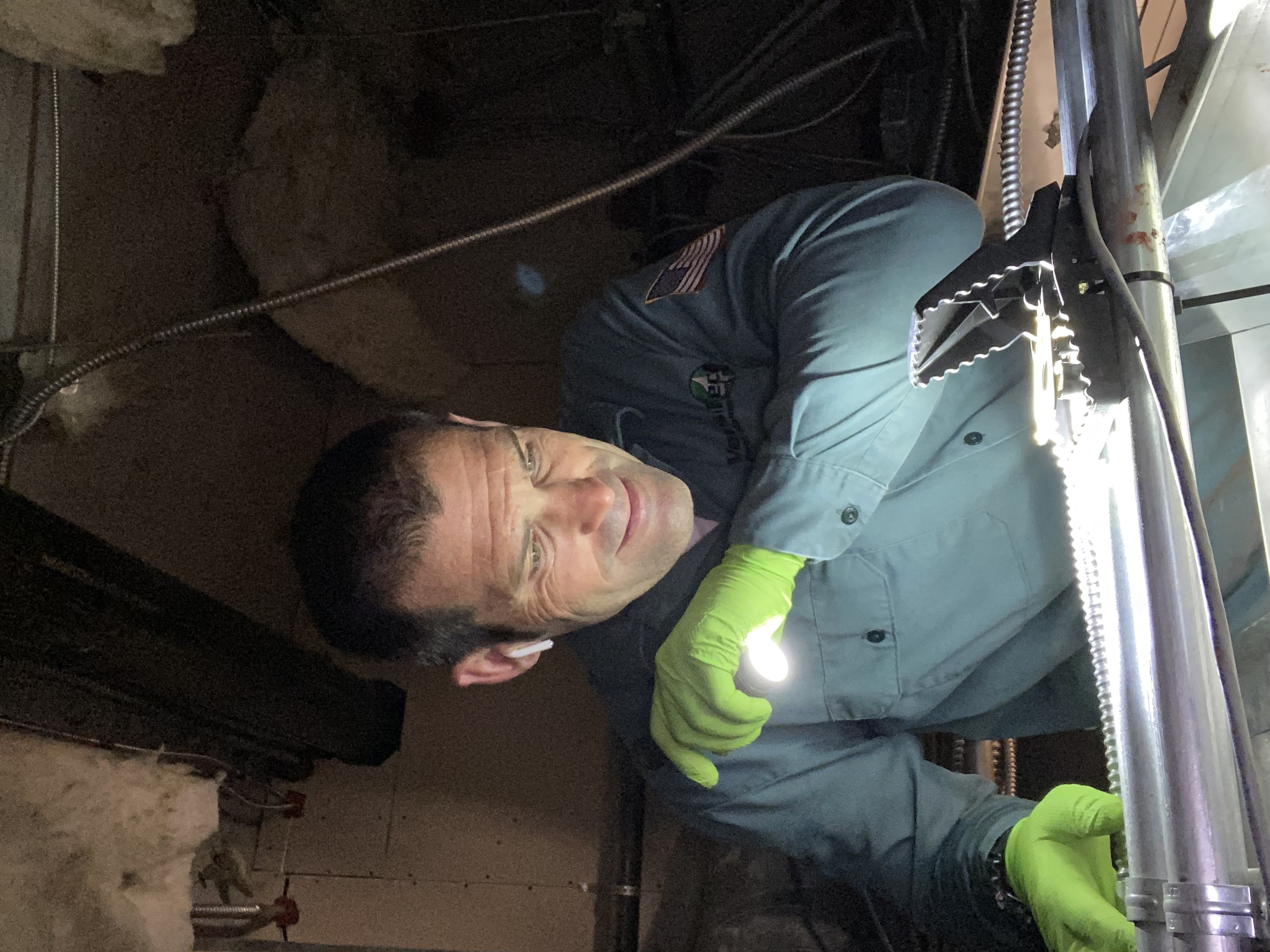 Versa-Tech Pest Management, INC. ChatGPT ad — Professional Rodent Removal - Free InspectionFor