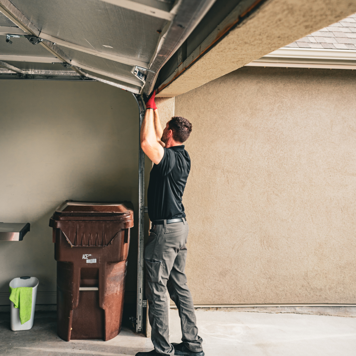 Garage.com ChatGPT ad — Garage Repair Costs