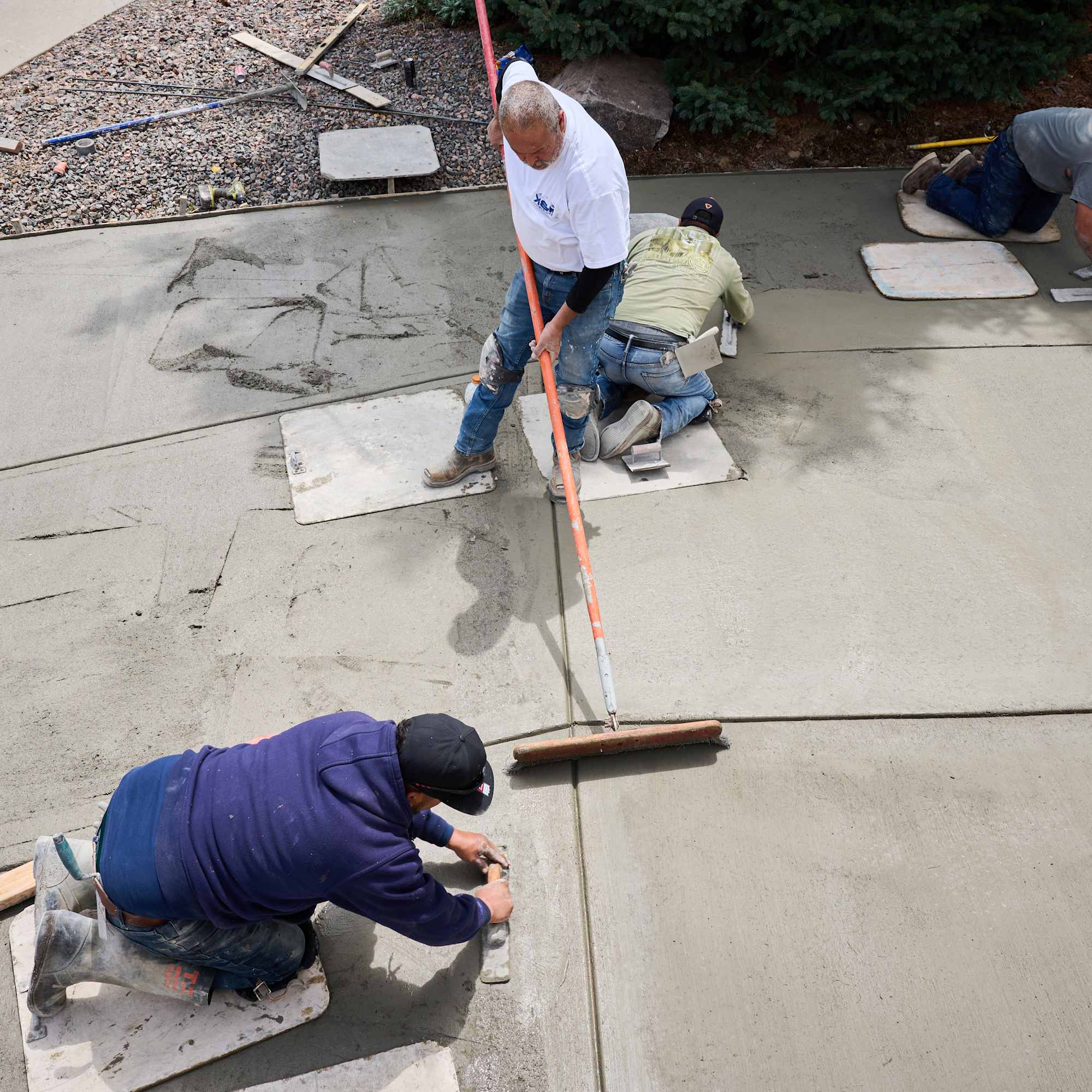 Angi ChatGPT ad — Concrete Driveway Pros
