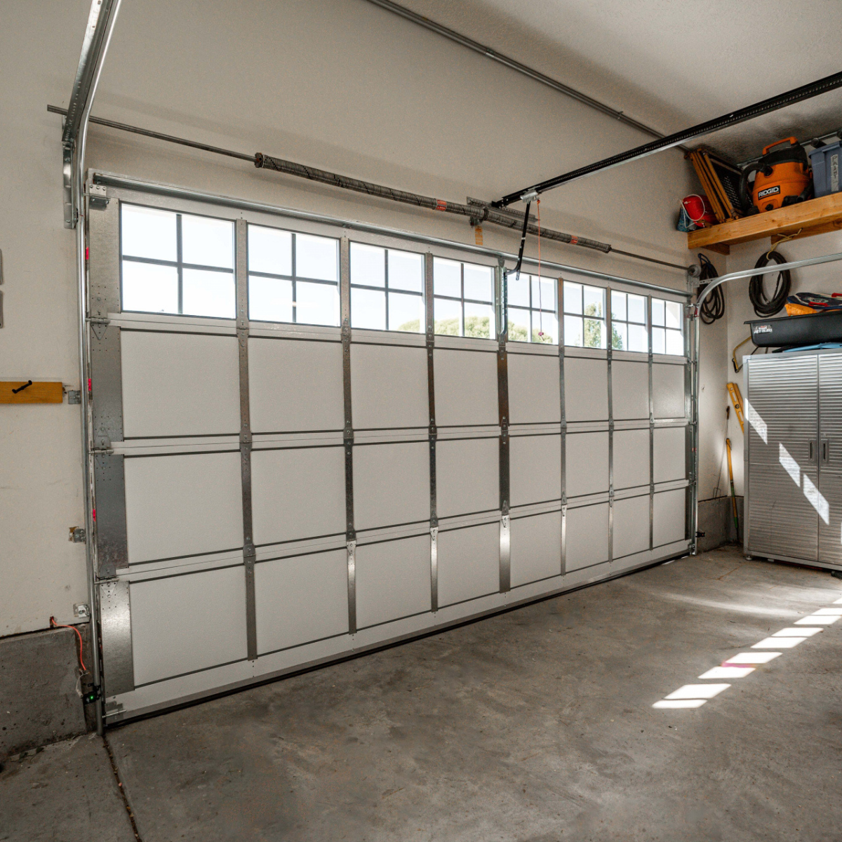 Garage.com ChatGPT ad — Local Garage Door Experts – Compare Quotes