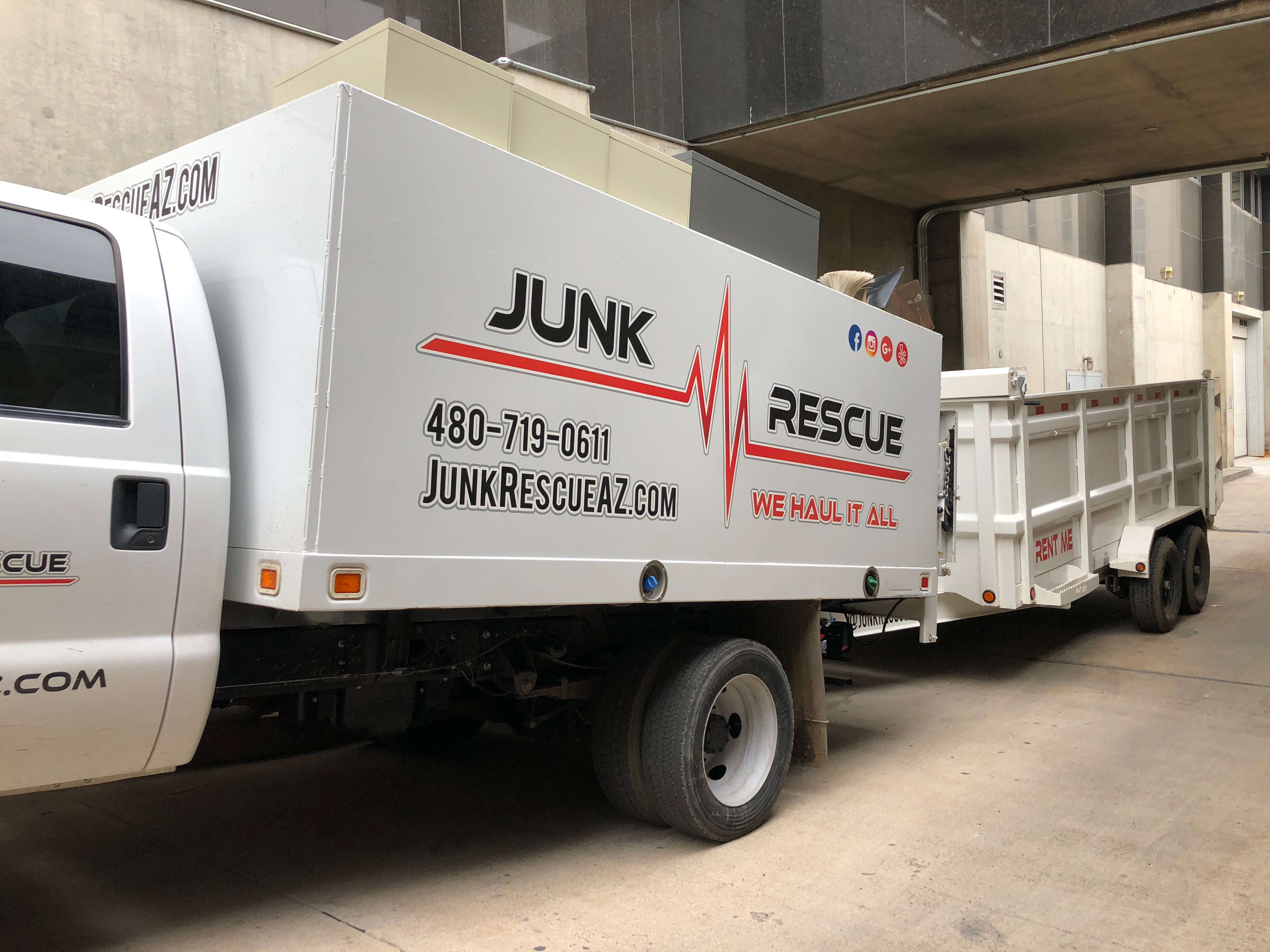 Junk Rescue LLC ChatGPT ad — Same Day Junk Removal Services