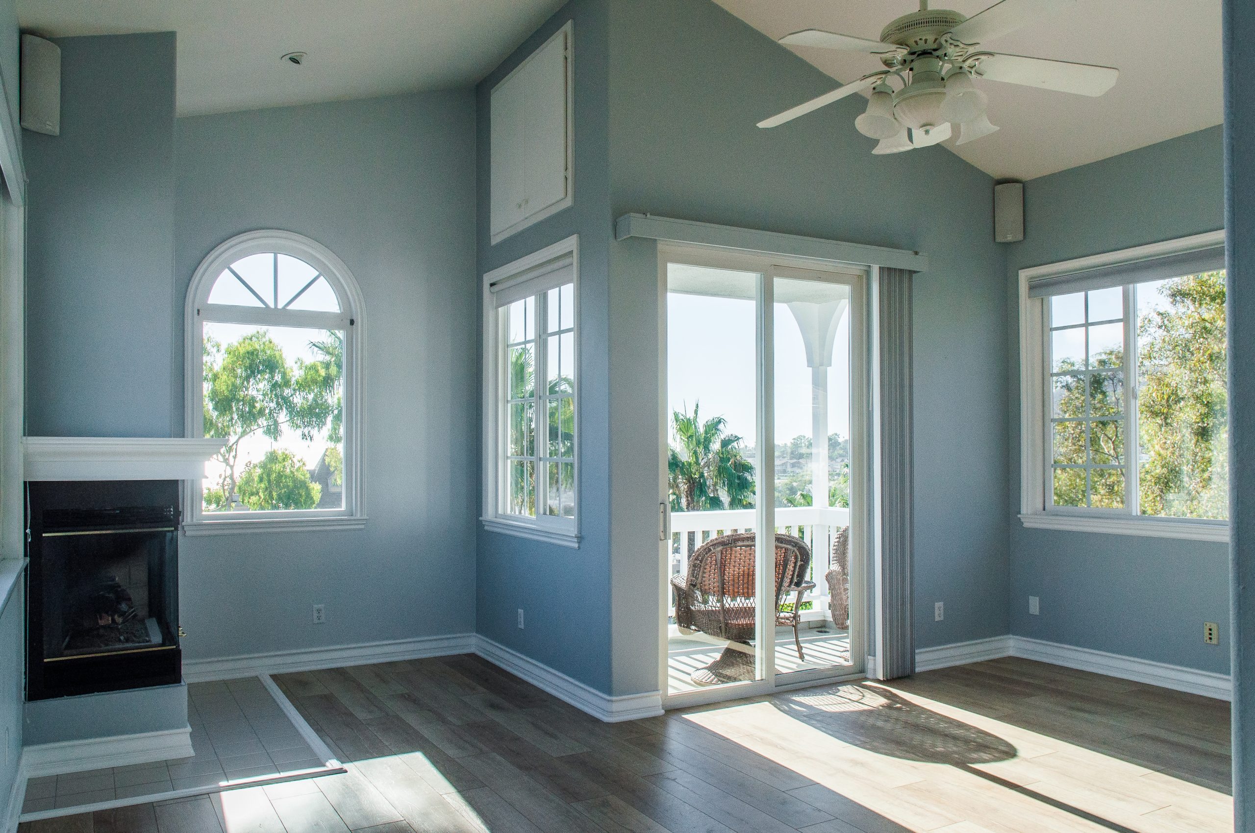 American Vision Windows Inc. ChatGPT ad — Doors Done Right