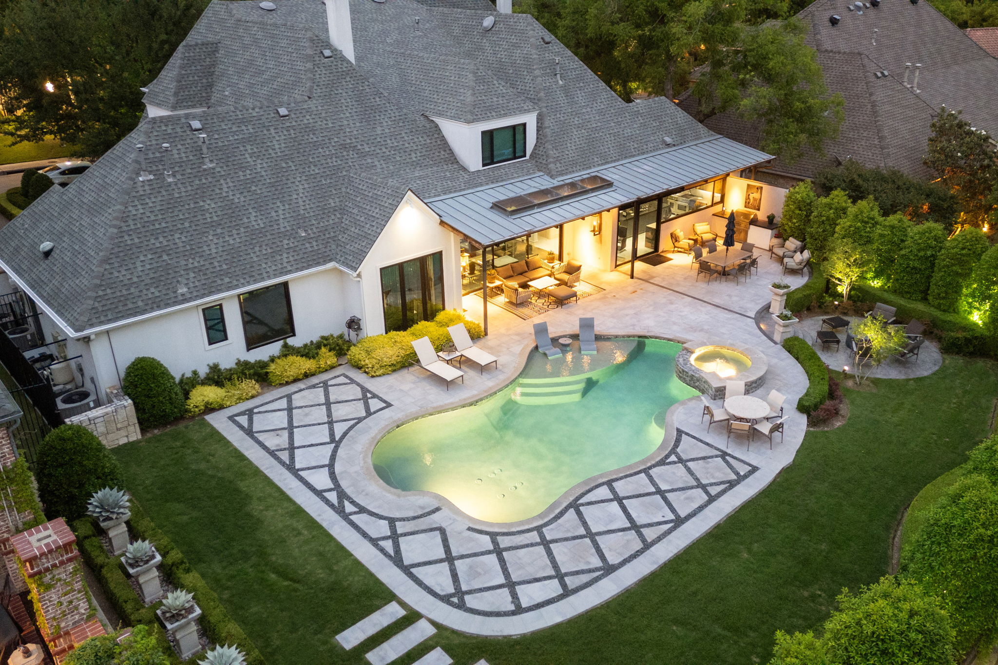 Allied Outdoor Solutions ChatGPT ad — #1 Backyard Renovation &amp; Remodel Contractor