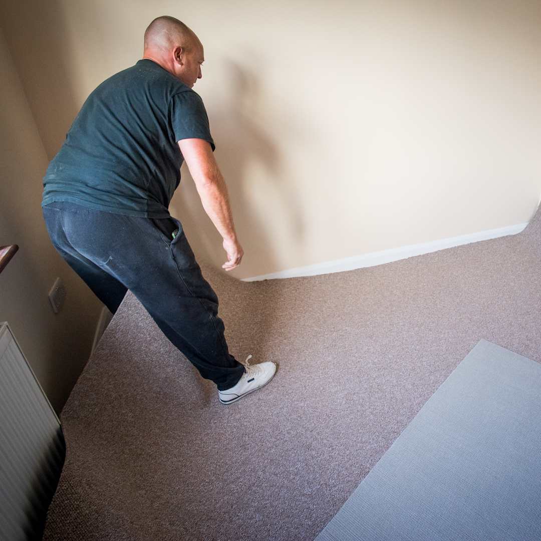 Angi ChatGPT ad — Carpet Install? Hire a Pro